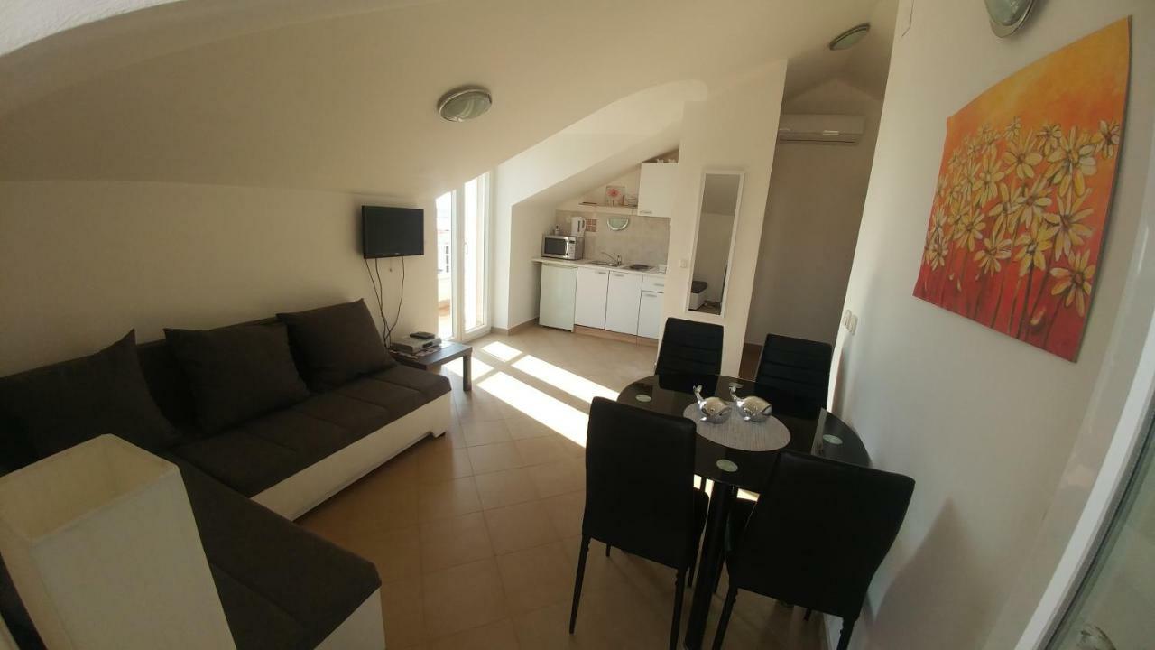Apartment Star Novalja Luaran gambar